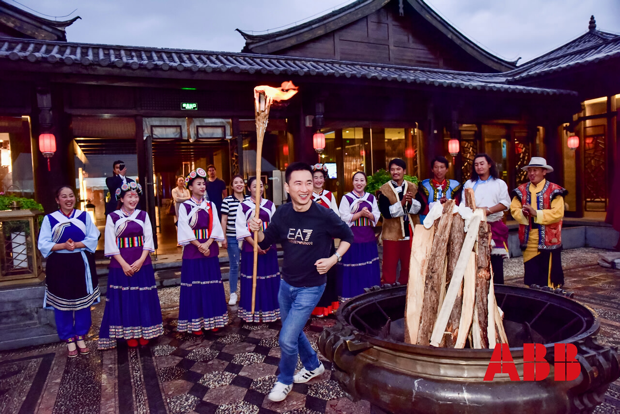 麗江束河古鎮(zhèn)定向尋寶團建拓展
