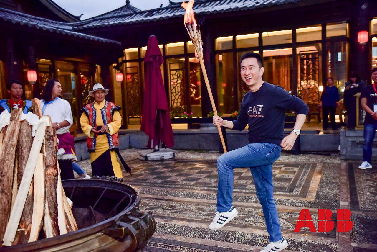 麗江束河古鎮(zhèn)定向尋寶團建拓展