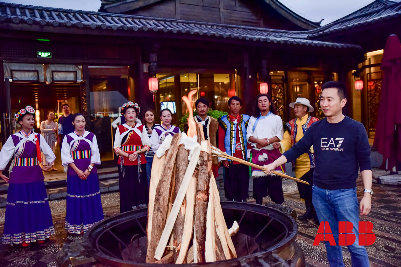 麗江束河古鎮(zhèn)定向尋寶團建拓展