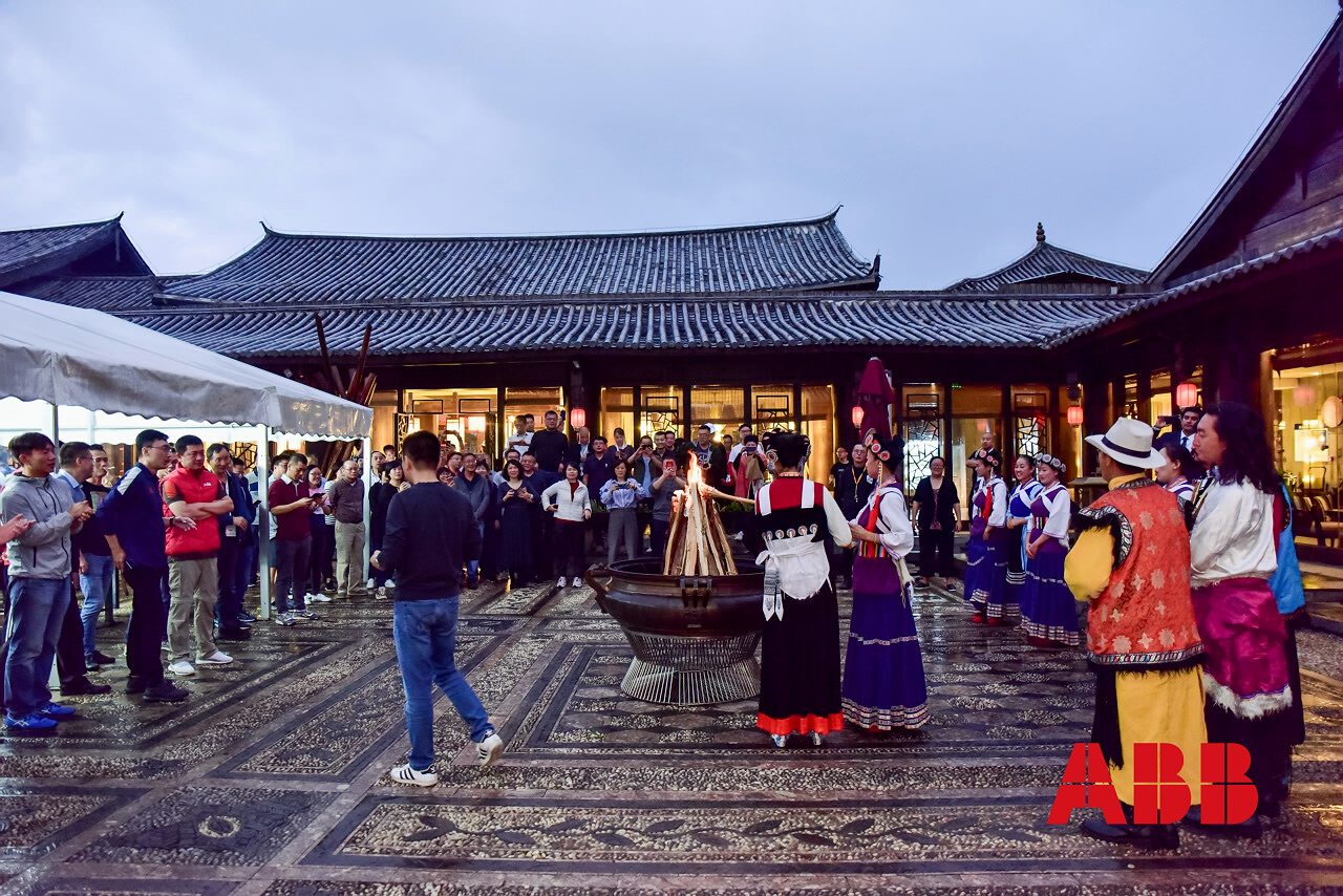麗江束河古鎮(zhèn)定向尋寶團建拓展
