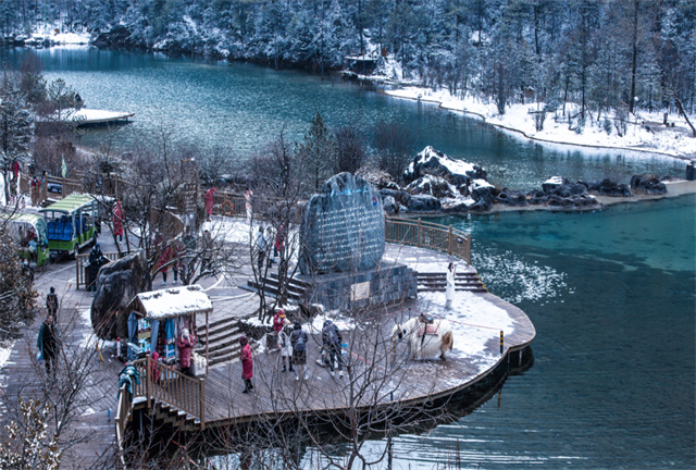 麗江旅游；新的一年，定要去見玉龍雪山一面！